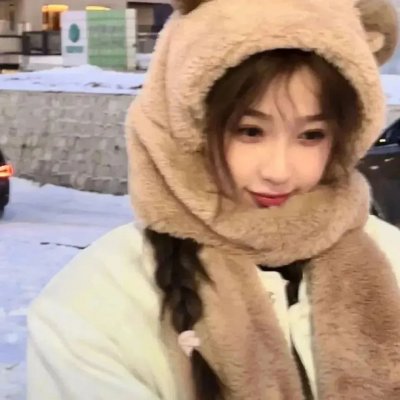 两个母亲 封面
